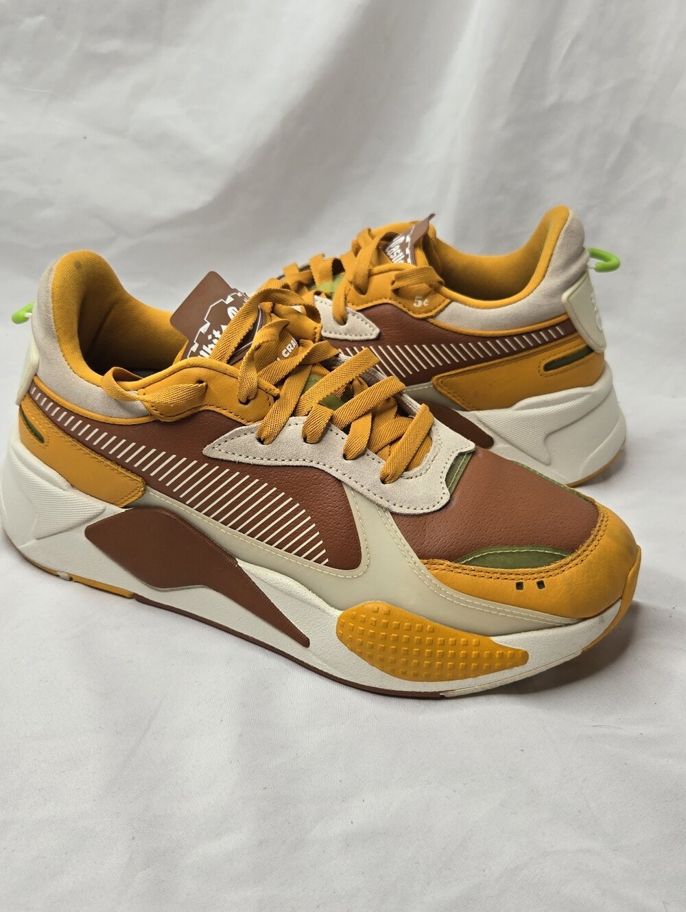 White Castle x PUMA RS-X Men's Size 9 Mocha Bisque Sunflower 384466-01 Rare
